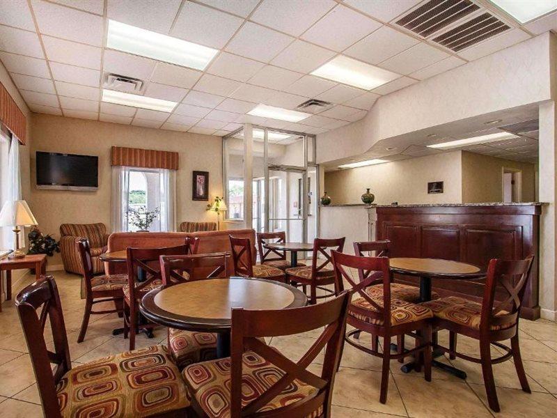 Quality Inn & Suites Covington Buitenkant foto