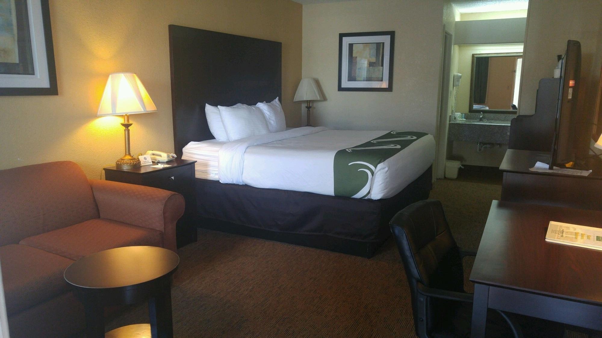 Quality Inn & Suites Covington Buitenkant foto
