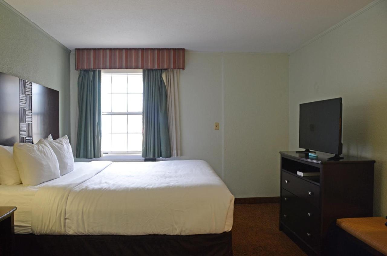 Quality Inn & Suites Covington Buitenkant foto